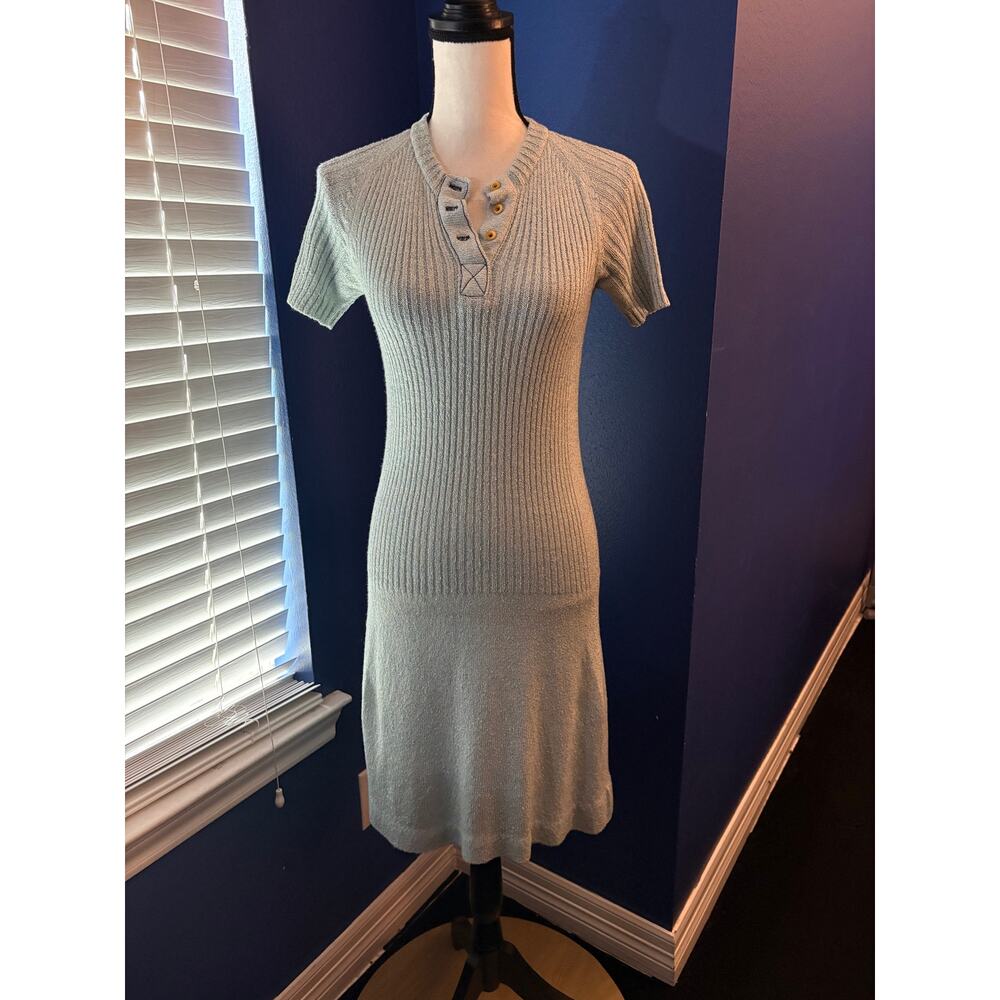 Vintage 1960s–1970s Ribbed Knit Dress Pale Blue